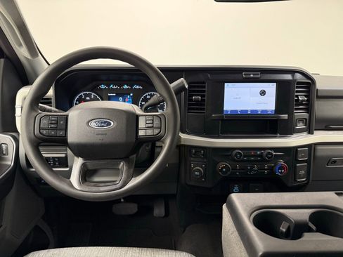 Used 2025 Ford F250 XLT image 26