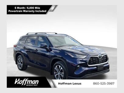 Used 2023 Toyota Highlander XLE