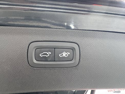 Used 2021 Volvo XC90 T8 Inscription w/ Advanced Package image 9