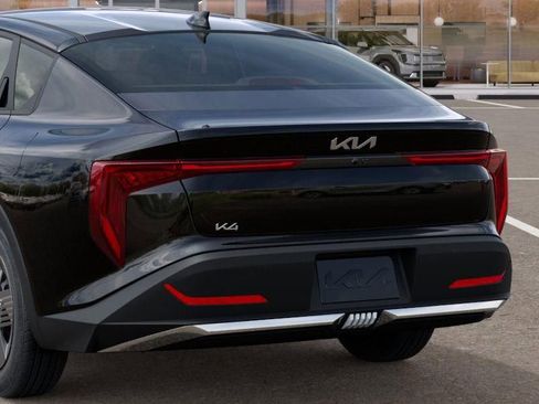 New 2026 Kia K4 FWD image 13