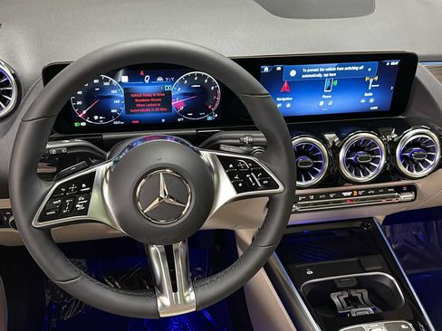 New 2026 Mercedes-Benz GLA 250 4MATIC image 25