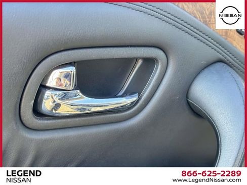 Used 2023 Nissan Armada SL image 16