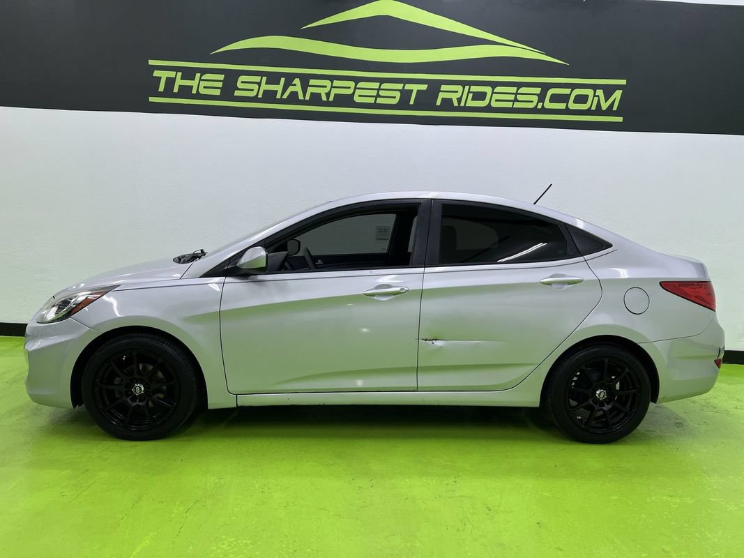 Used 2014 Hyundai Accent GLS FWD image 6