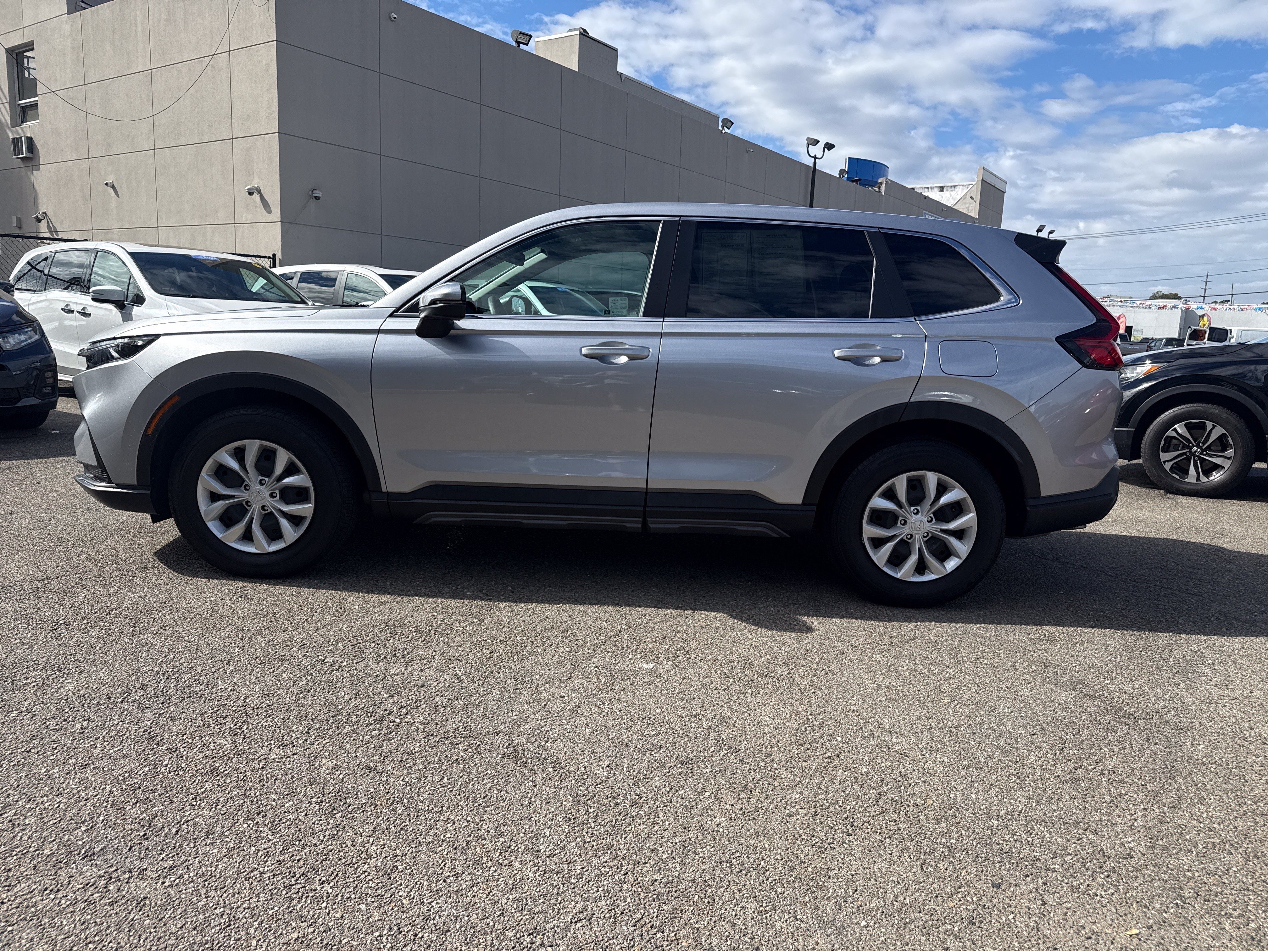 Certified 2025 Honda CR-V LX image 2