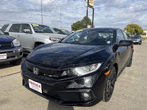 Used 2019 Honda Civic Sport image 1