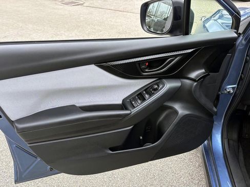 Used 2018 Subaru Crosstrek 2.0i Premium image 11