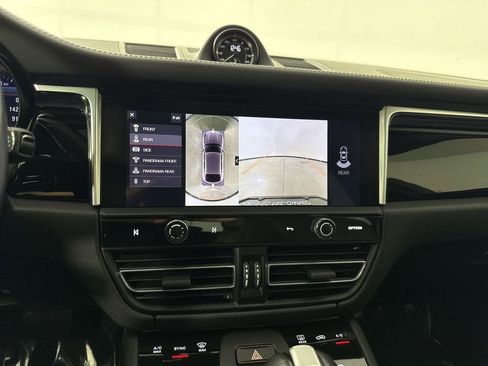 Certified 2024 Porsche Macan GTS AWD/4WD image 29