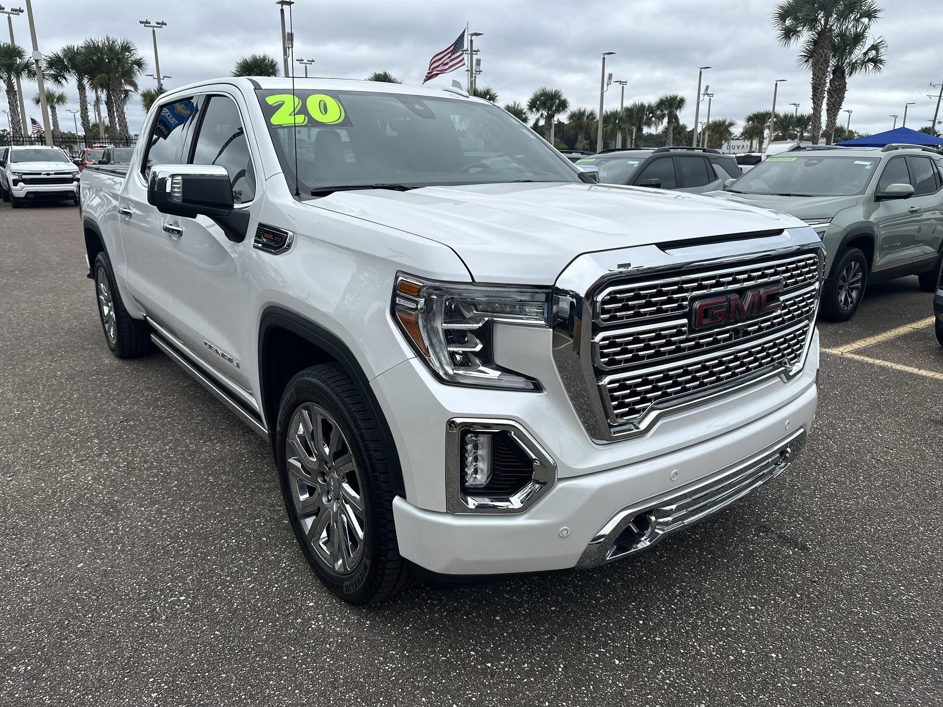 Used 2020 GMC Sierra 1500 Denali w/ Denali Ultimate Package AWD/4WD image 10