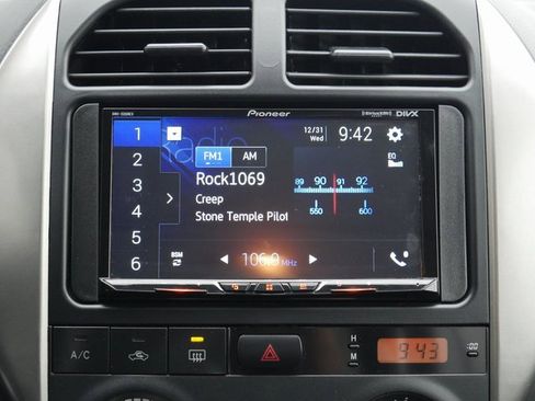 Used 2005 Toyota RAV4 4WD image 16