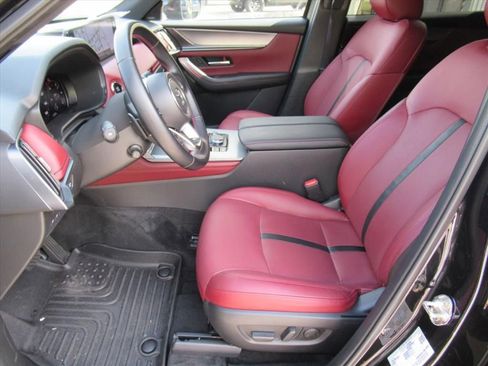 Used 2025 MAZDA CX-70 3.3 Turbo S w/ Premium Package image 16