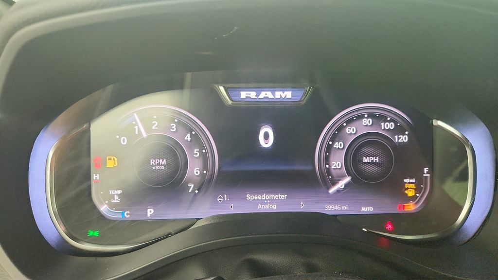 Used 2025 RAM 1500 Big Horn RWD image 16