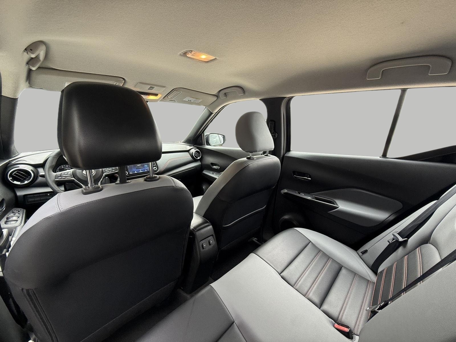 Used 2023 Nissan Kicks SR w/ SR Premium Package FWD image 25