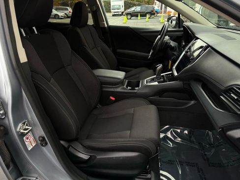 Used 2020 Subaru Outback Premium image 18