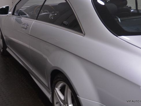 Used 2010 Mercedes-Benz CL 550 CL550 4MATIC image 11