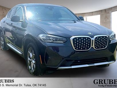 Used 2022 BMW X4 xDrive30i w/ Premium Package 2