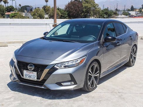 Used 2020 Nissan Sentra SR FWD image 3