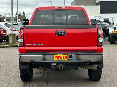 Used 2006 Chevrolet Silverado 2500 W/T w/ Skid Plate Package image 5