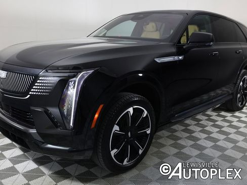 Used 2026 Cadillac Escalade IQ Sport 2 AWD/4WD image 9