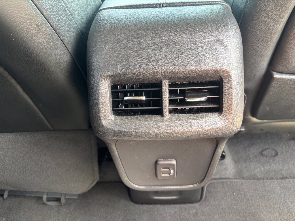 Used 2023 GMC Terrain SLT FWD image 34