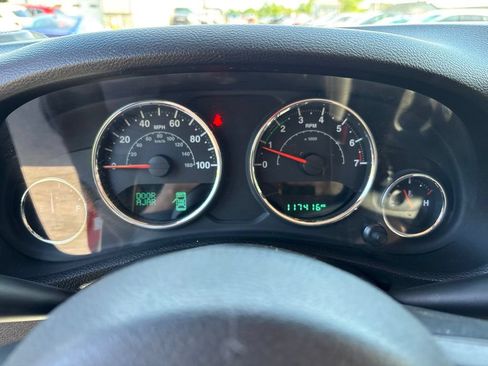 Used 2015 Jeep Wrangler Sport w/ Quick Order Package 23S AWD/4WD image 24