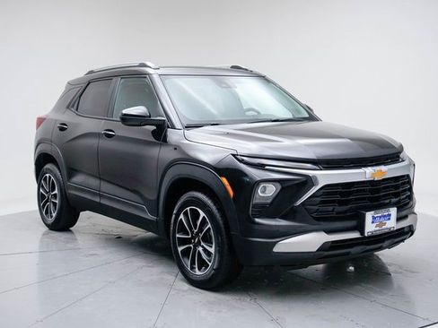 Used 2024 Chevrolet TrailBlazer LT w/ Convenience Package image 10