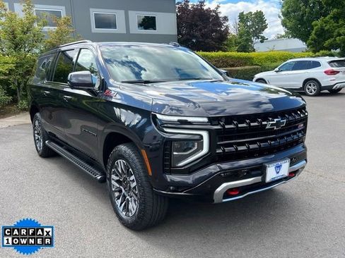Used 2025 Chevrolet Suburban Z71 AWD/4WD image 1