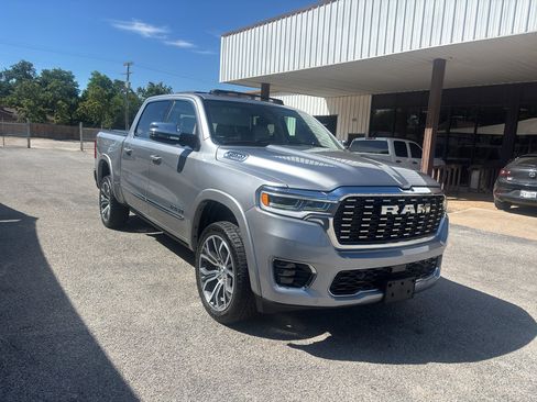 Used 2025 RAM 1500 Tungsten w/ Off Road Group AWD/4WD image 3