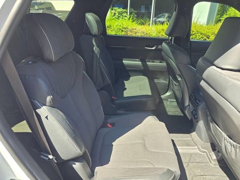 Used 2025 Hyundai Palisade Calligraphy AWD/4WD image 12
