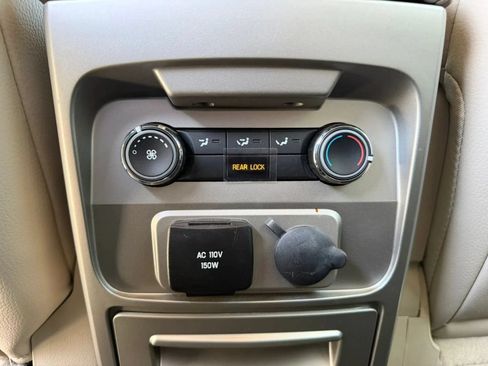 Used 2011 Ford Flex SEL w/ Rapid Spec Order Code FWD image 16