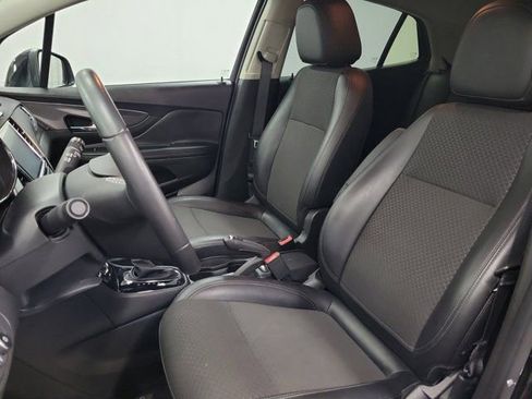 Used 2020 Buick Encore Preferred w/ Safety Package FWD image 22