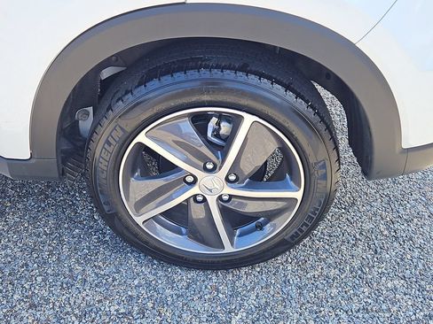 Certified 2022 Honda HR-V EX image 8