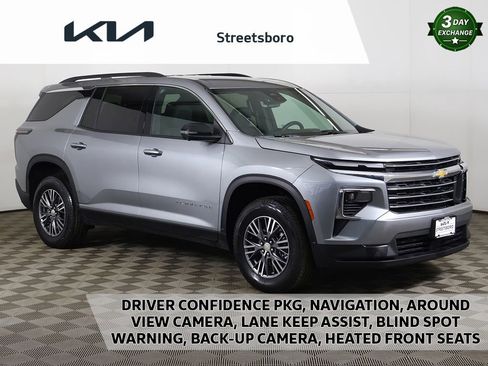 Used 2026 Chevrolet Traverse LT w/ Driver Confidence Package image 1