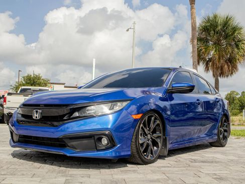 Used 2020 Honda Civic Sport image 3