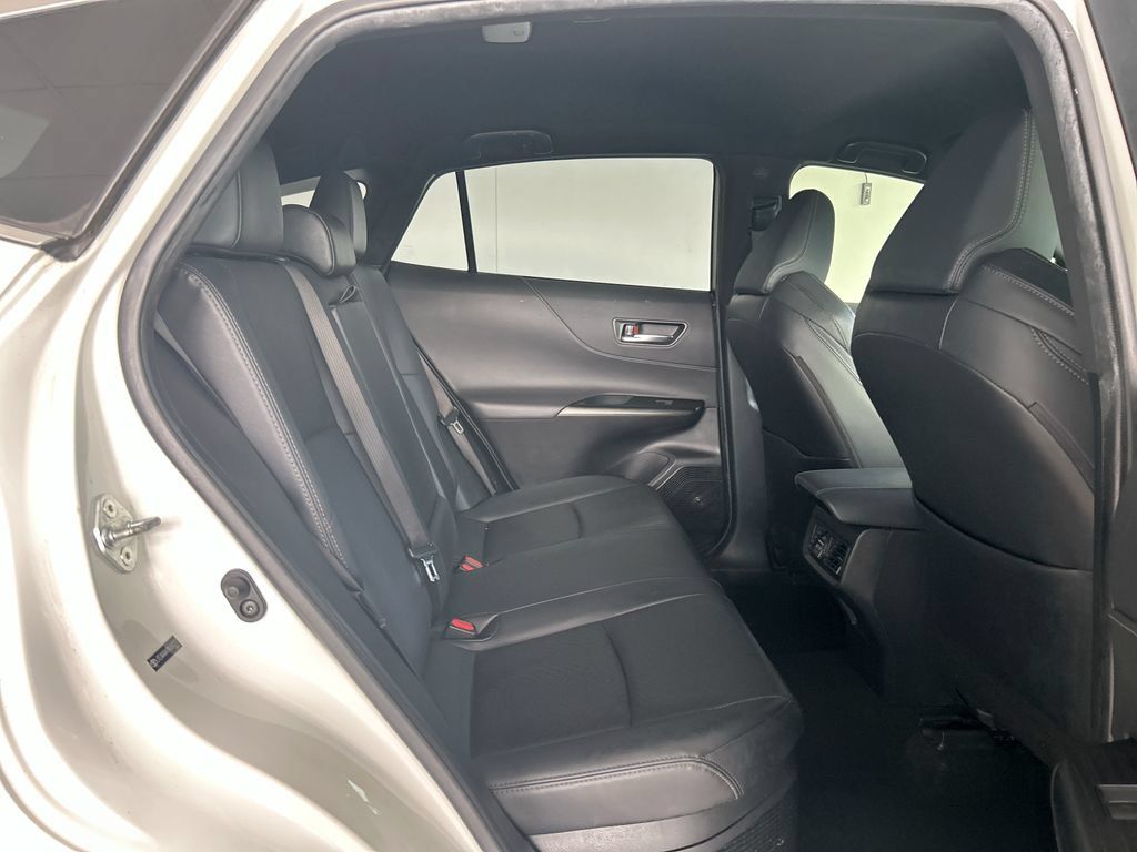 Used 2021 Toyota Venza XLE w/ Softex Package AWD/4WD image 33