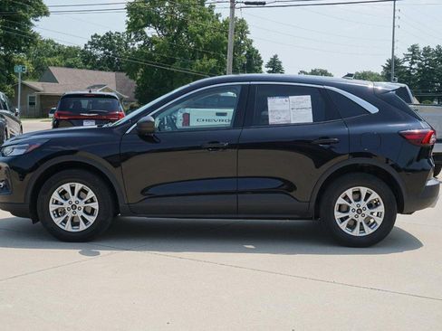 Used 2023 Ford Escape Active AWD/4WD image 6