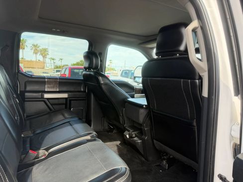 Used 2017 Ford F350 Lariat w/ Lariat Ultimate Package AWD/4WD image 29