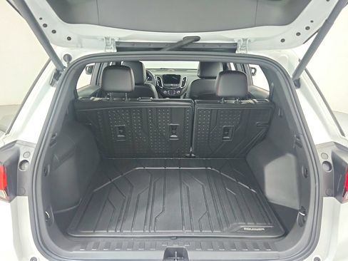 Used 2024 Chevrolet Equinox RS FWD image 25