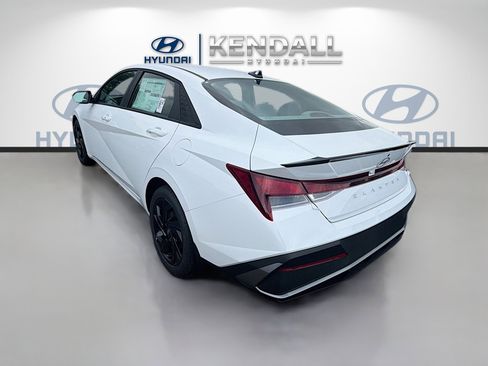 New 2026 Hyundai Elantra Sport FWD image 4