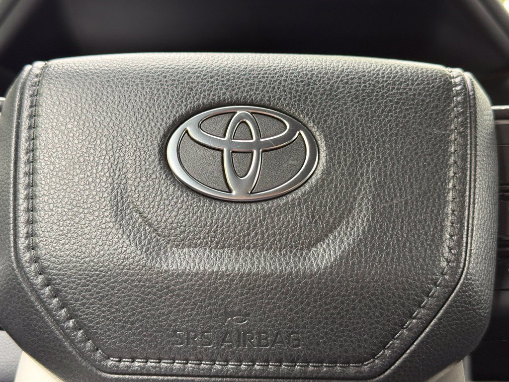 Used 2025 Toyota 4Runner TRD Off-Road AWD/4WD image 18