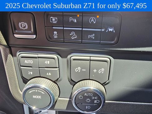 Used 2025 Chevrolet Suburban Z71 AWD/4WD image 20