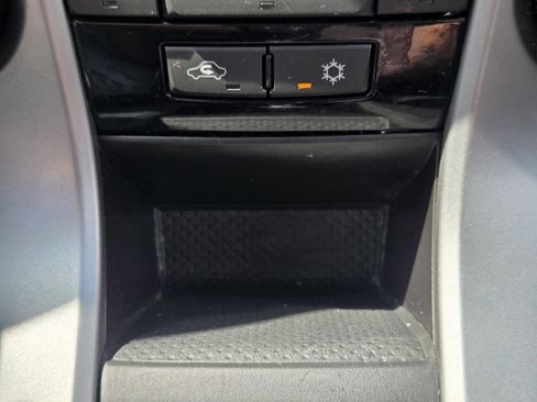 Used 2011 Chevrolet Cruze LT image 28