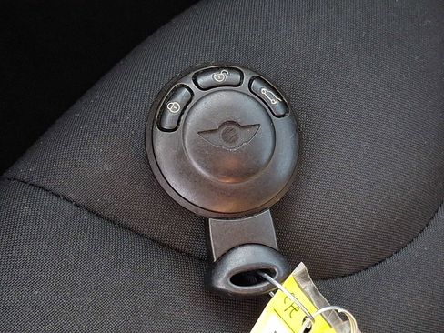 Used 2009 MINI Cooper S FWD image 24