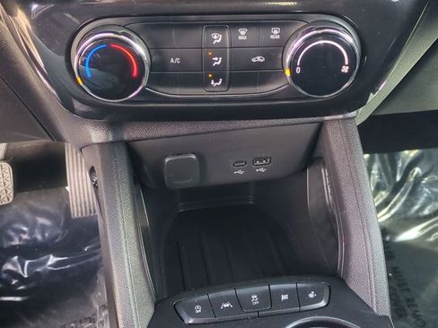Used 2025 Chevrolet TrailBlazer LT FWD image 18