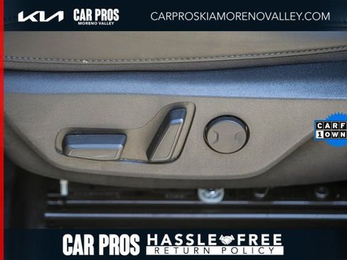 Certified 2025 Kia Niro EX image 21