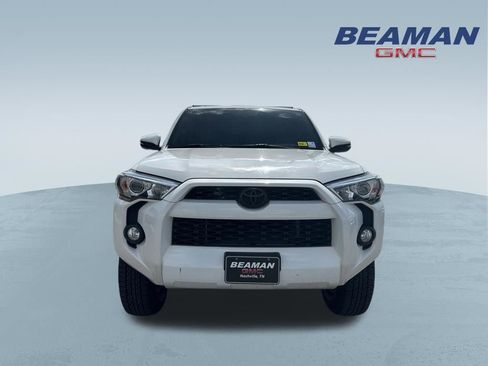 Used 2016 Toyota 4Runner SR5 Premium AWD/4WD image 2