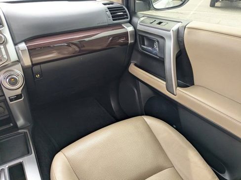 Used 2017 Toyota 4Runner Limited image 17