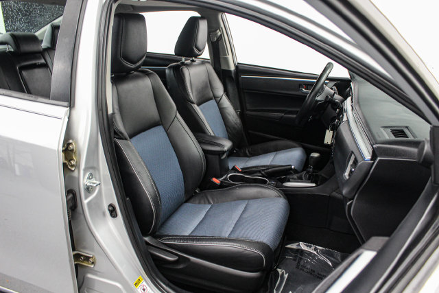 Used 2015 Toyota Corolla S FWD image 18