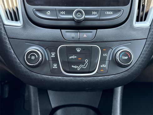 Used 2024 Chevrolet Malibu LS w/ Driver Confidence Package image 22