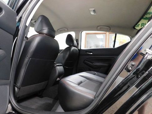 Used 2023 Nissan Altima 2.5 SR image 27