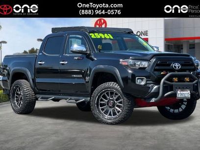 Used 2017 Toyota Tacoma SR w/ SR Convenience Package